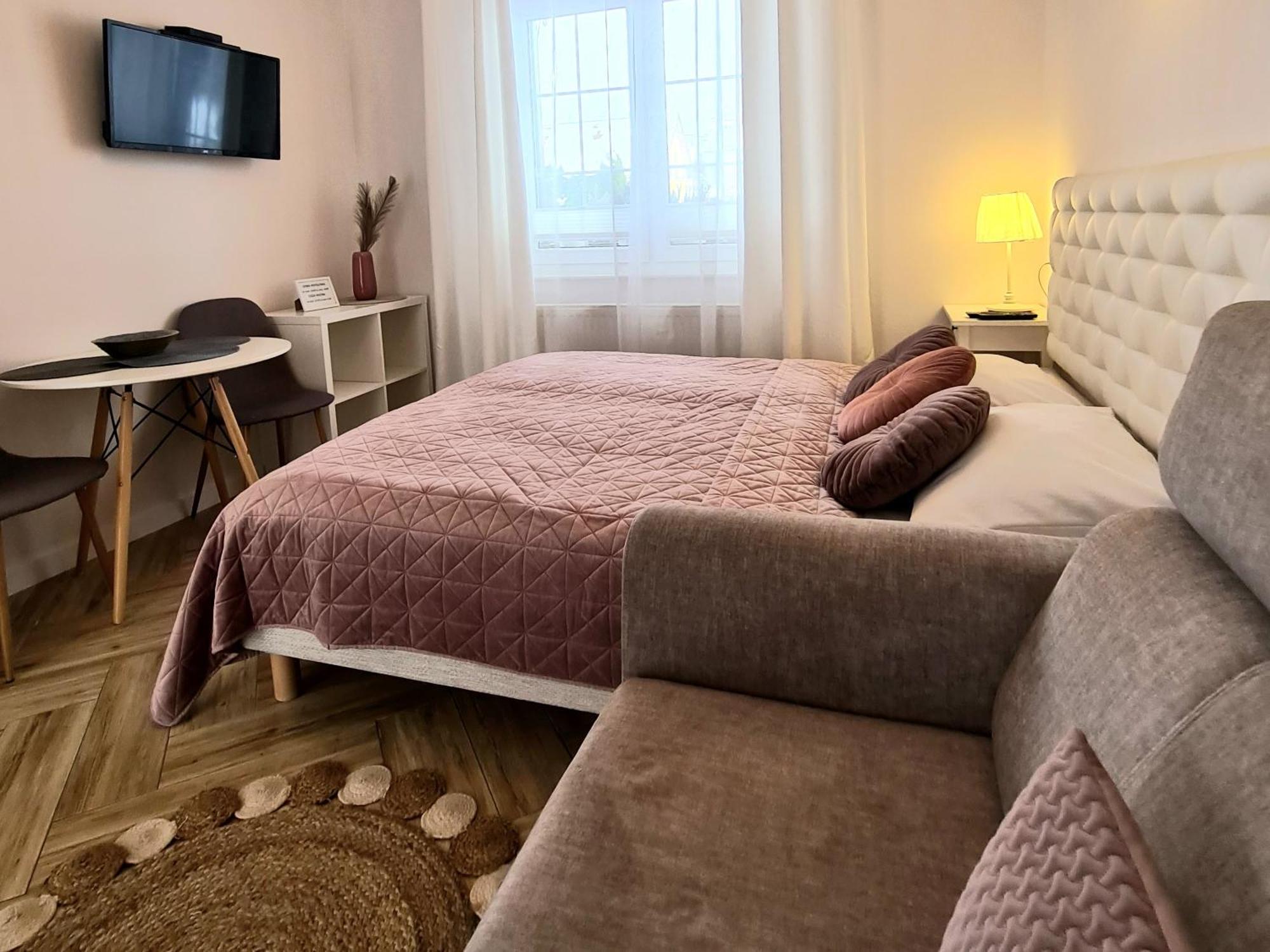 Apartamenty "La Villa" Z Klimatyzacja, Ogrodem, Parkingiem, Blisko Centrum Кудова-Здруй Экстерьер фото