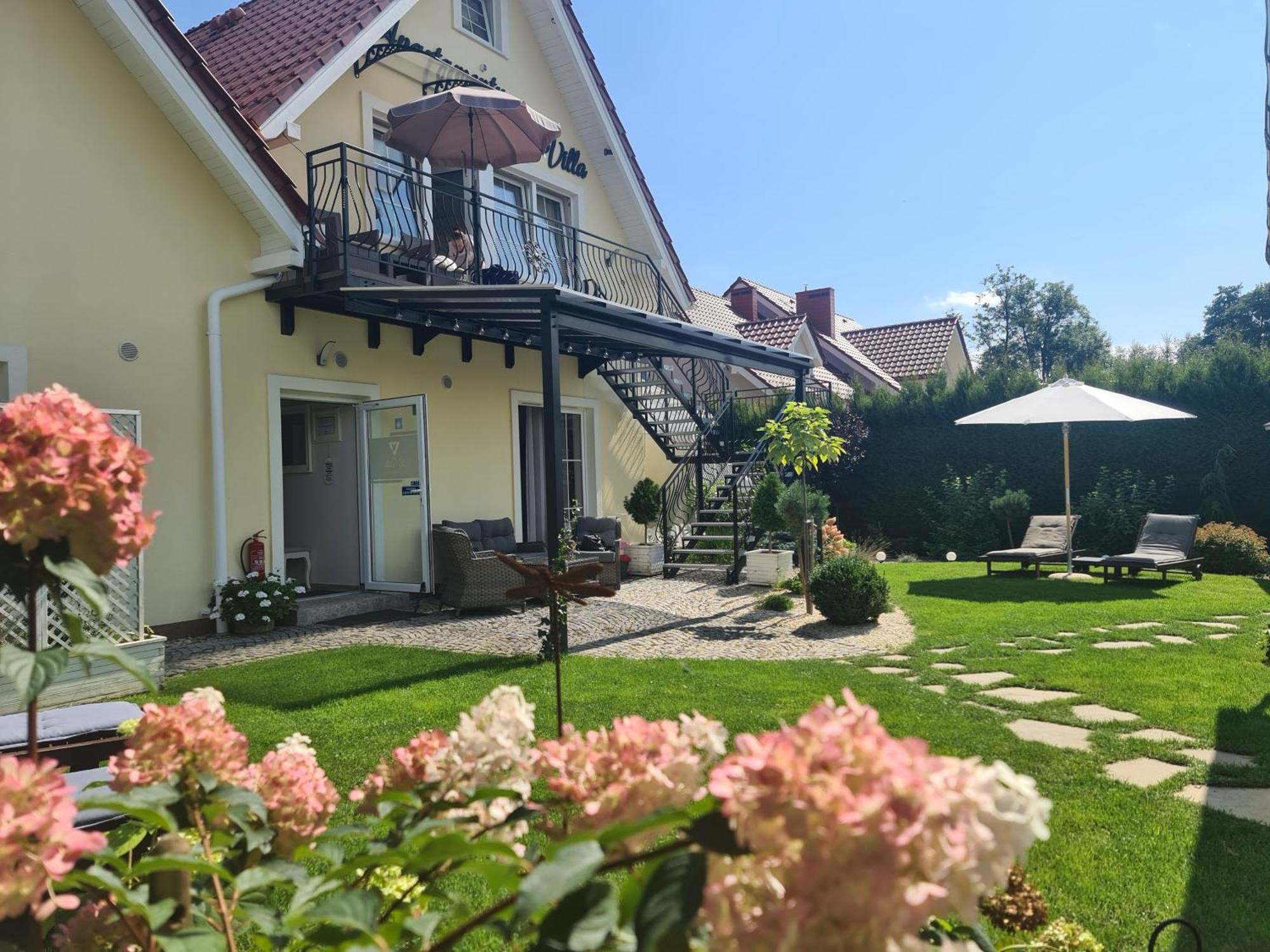 Apartamenty "La Villa" Z Klimatyzacja, Ogrodem, Parkingiem, Blisko Centrum Кудова-Здруй Экстерьер фото